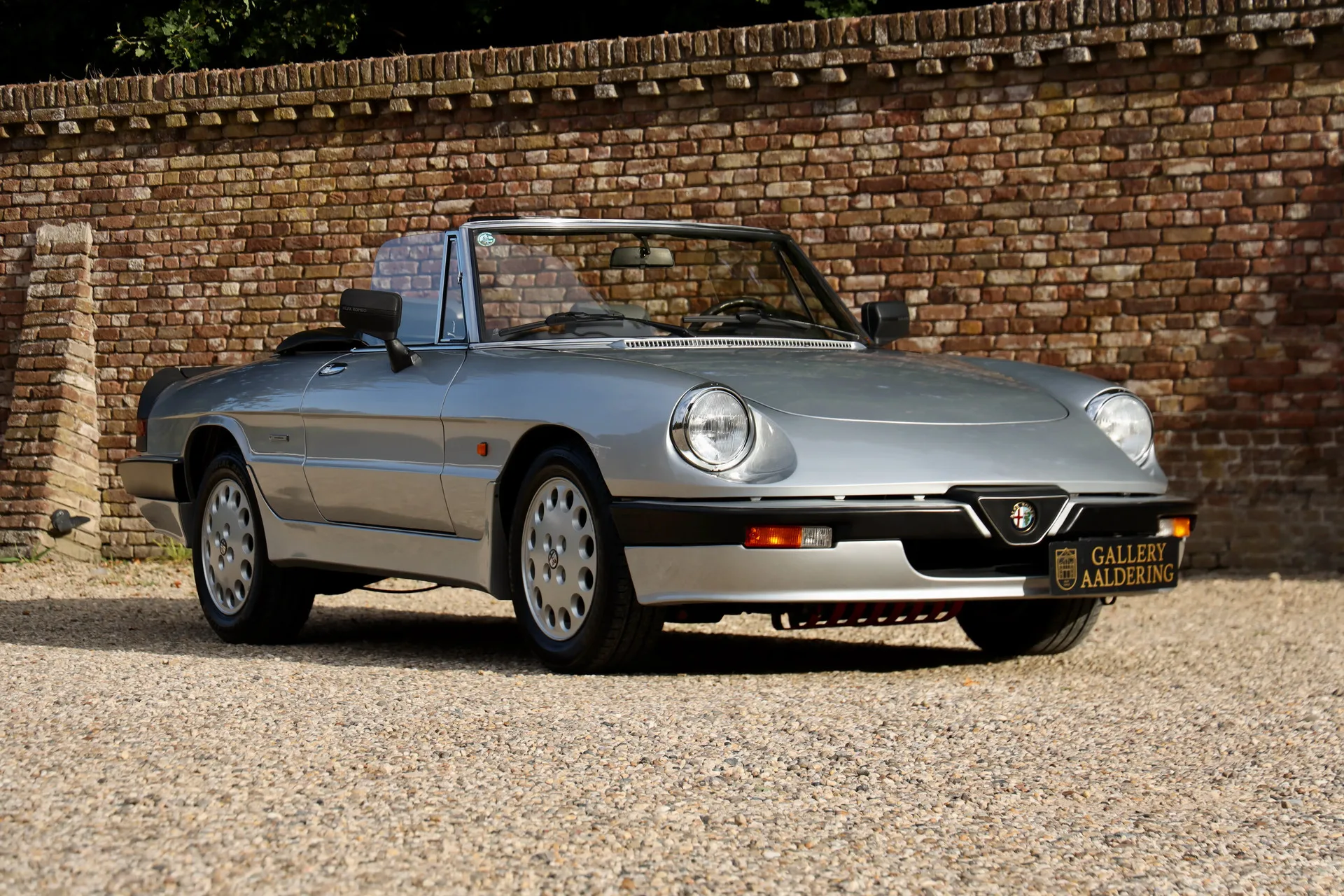 1988 Alfa Romeo Spider 2.0 Quadrifoglio Verde, 29/30