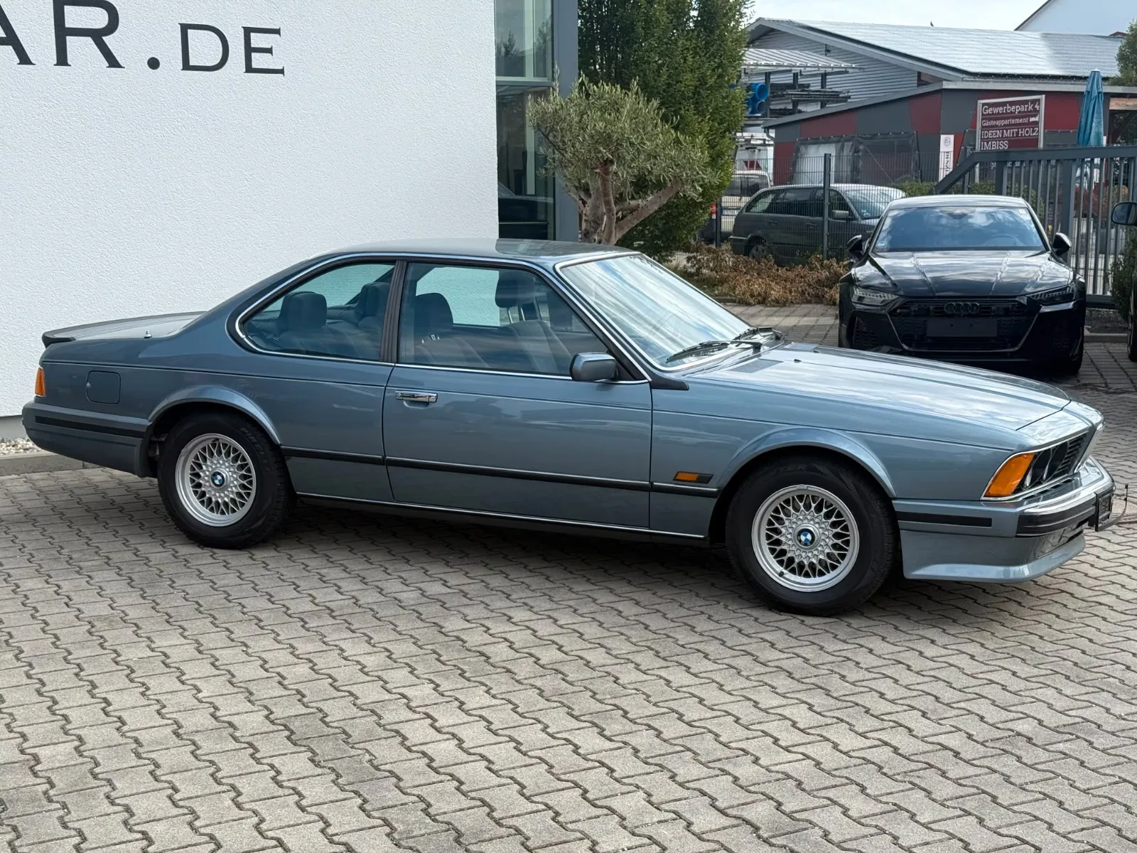 1988 BMW 635 CSi Coupé, 2/23
