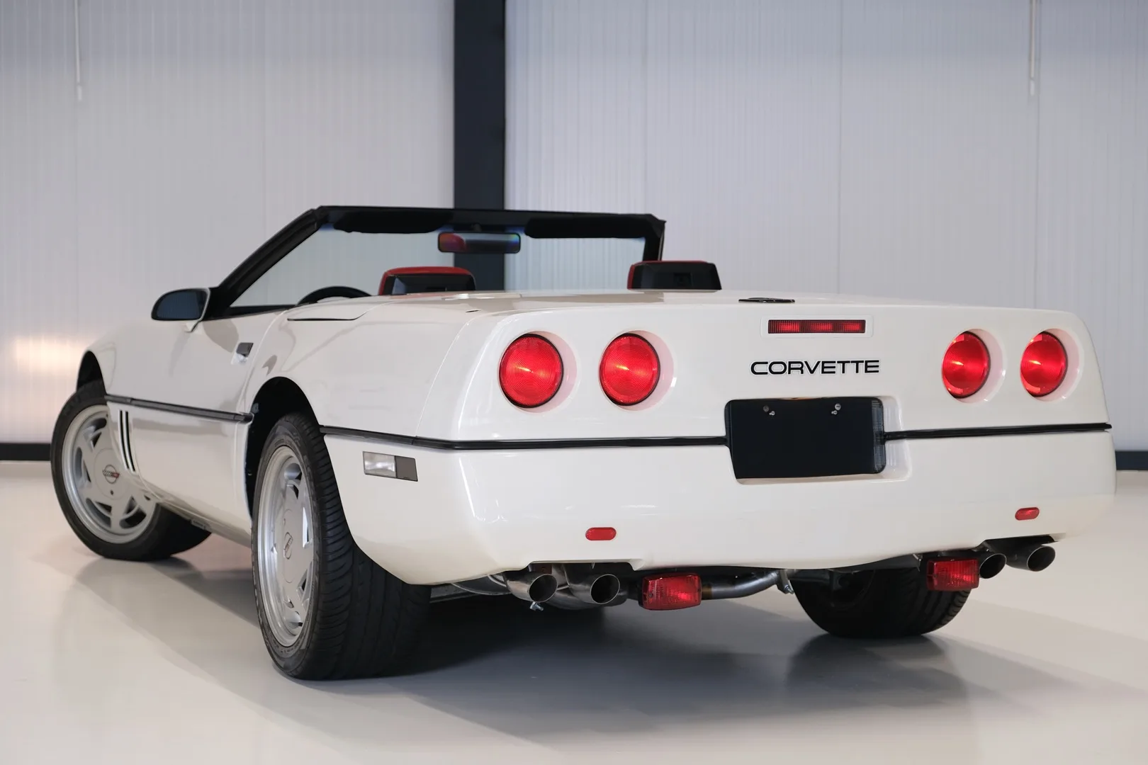 1988 Chevrolet Corvette C4 Convertible, 25/30