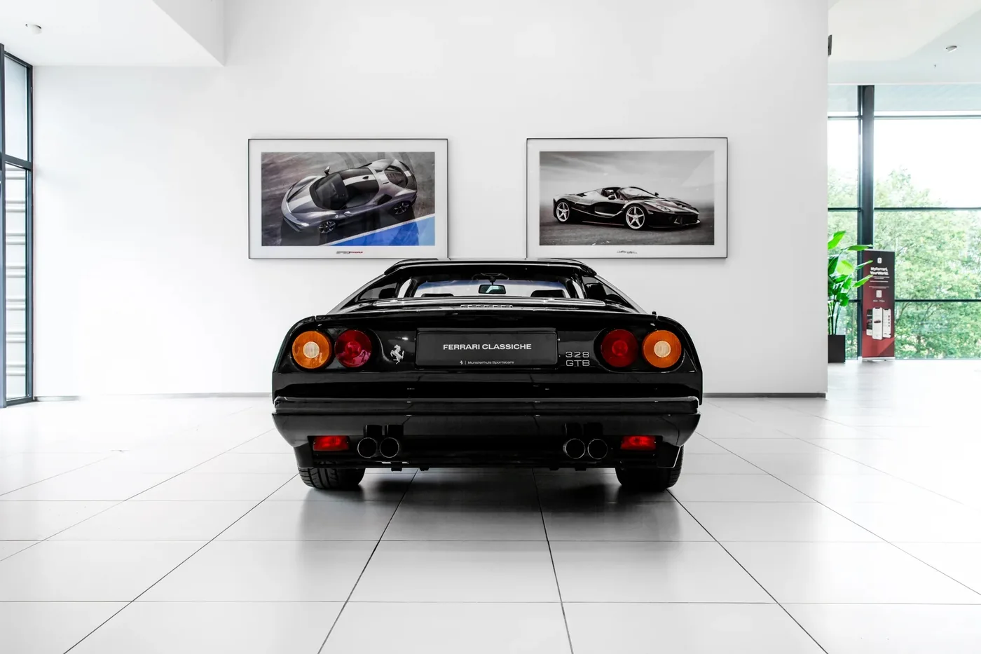1988 Ferrari 328 GTB proposée par un concessionnaire spécialisé à Hengelo, Pays-Bas, photo 4 sur 15