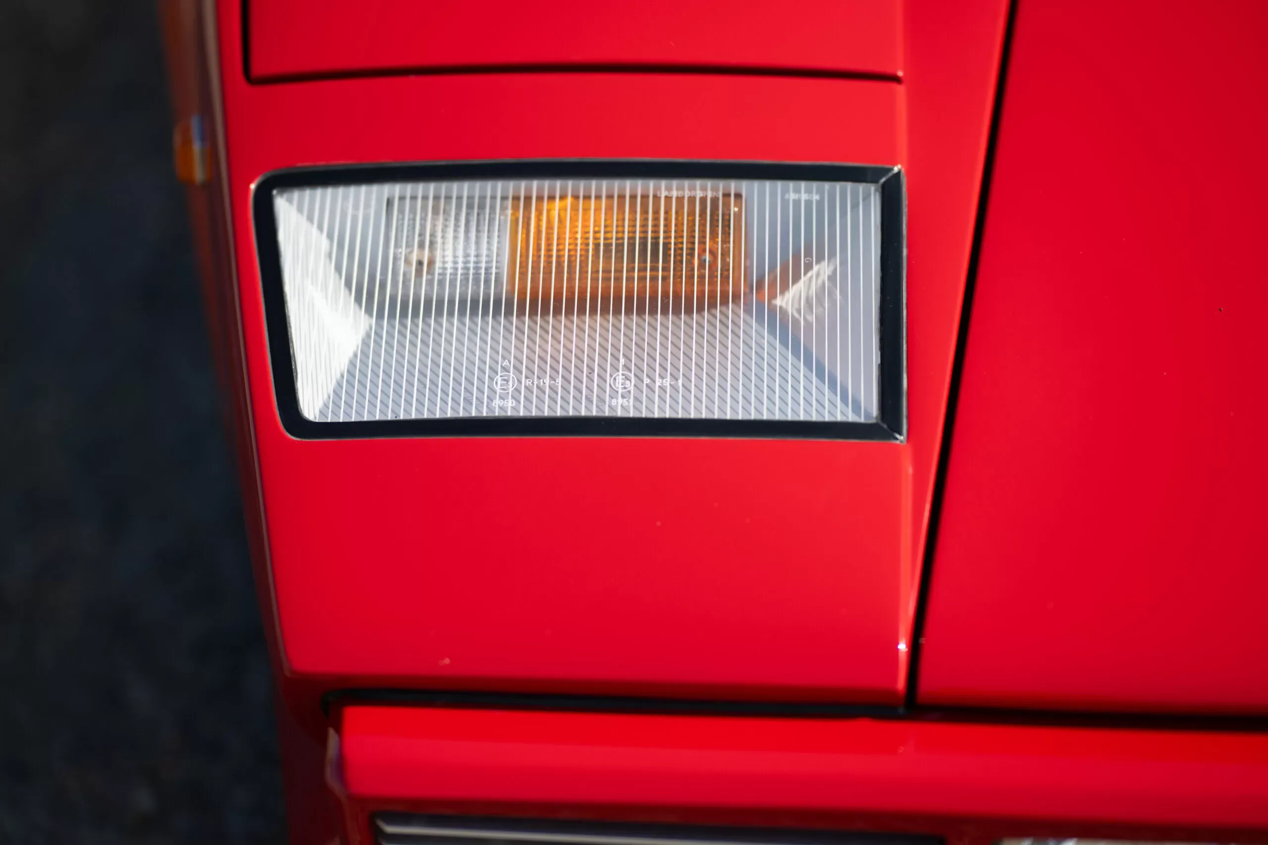 1988 Lamborghini Countach 5000 QV, 28/30