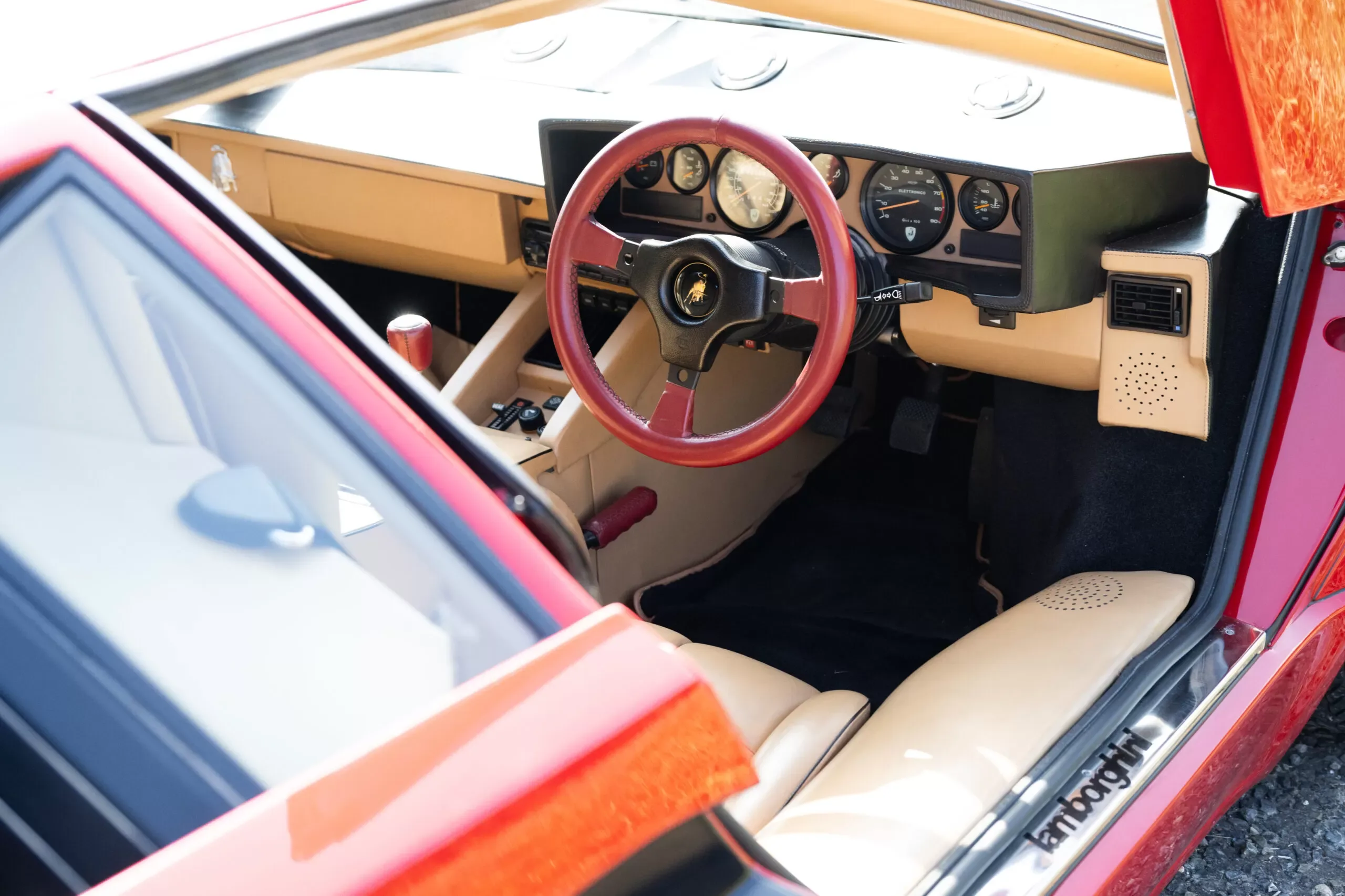 1988 Lamborghini Countach 5000 QV, 29/30