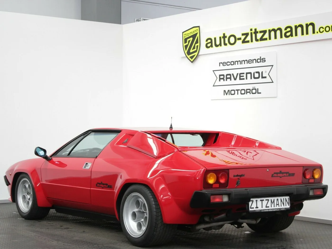 1988 Lamborghini Jalpa 3500 angeboten von einem Fachhändler in Nuremberg, Deutschland, Foto 5 von 15