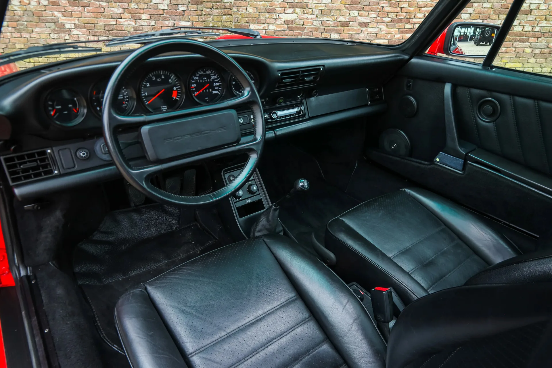 1988 Porsche 911 Carrera 3.2 Coupé, 14/30