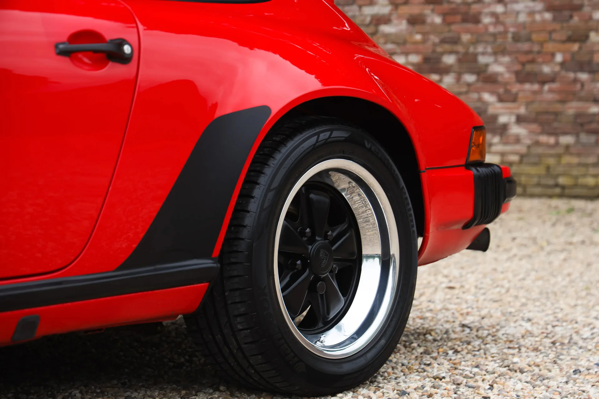 1988 Porsche 911 Carrera 3.2 Coupé, 17/30