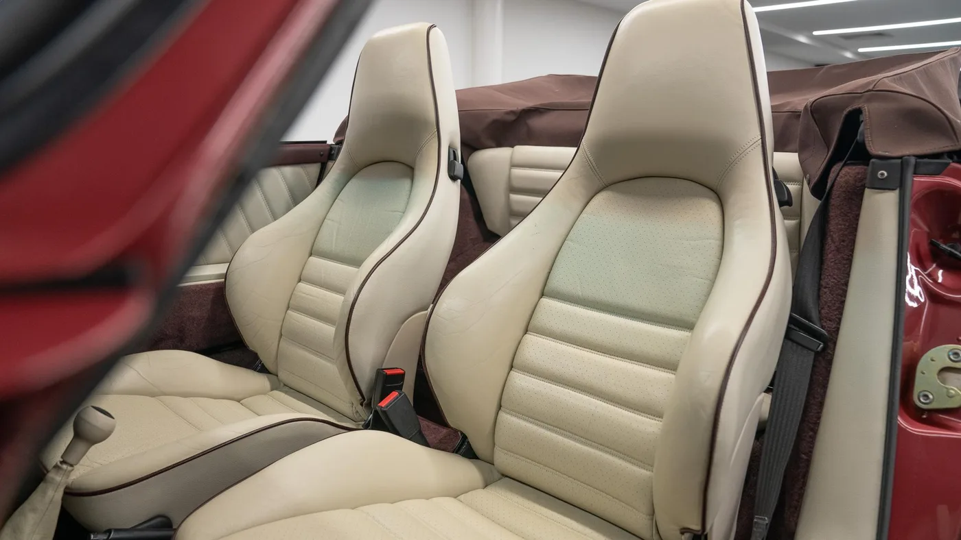 1988 Porsche 911 Super Sport Cabriolet, Turbo-body G50 angeboten von einem Fachhändler in Swadlincote, Vereinigtes Königreich, Foto 14 von 15