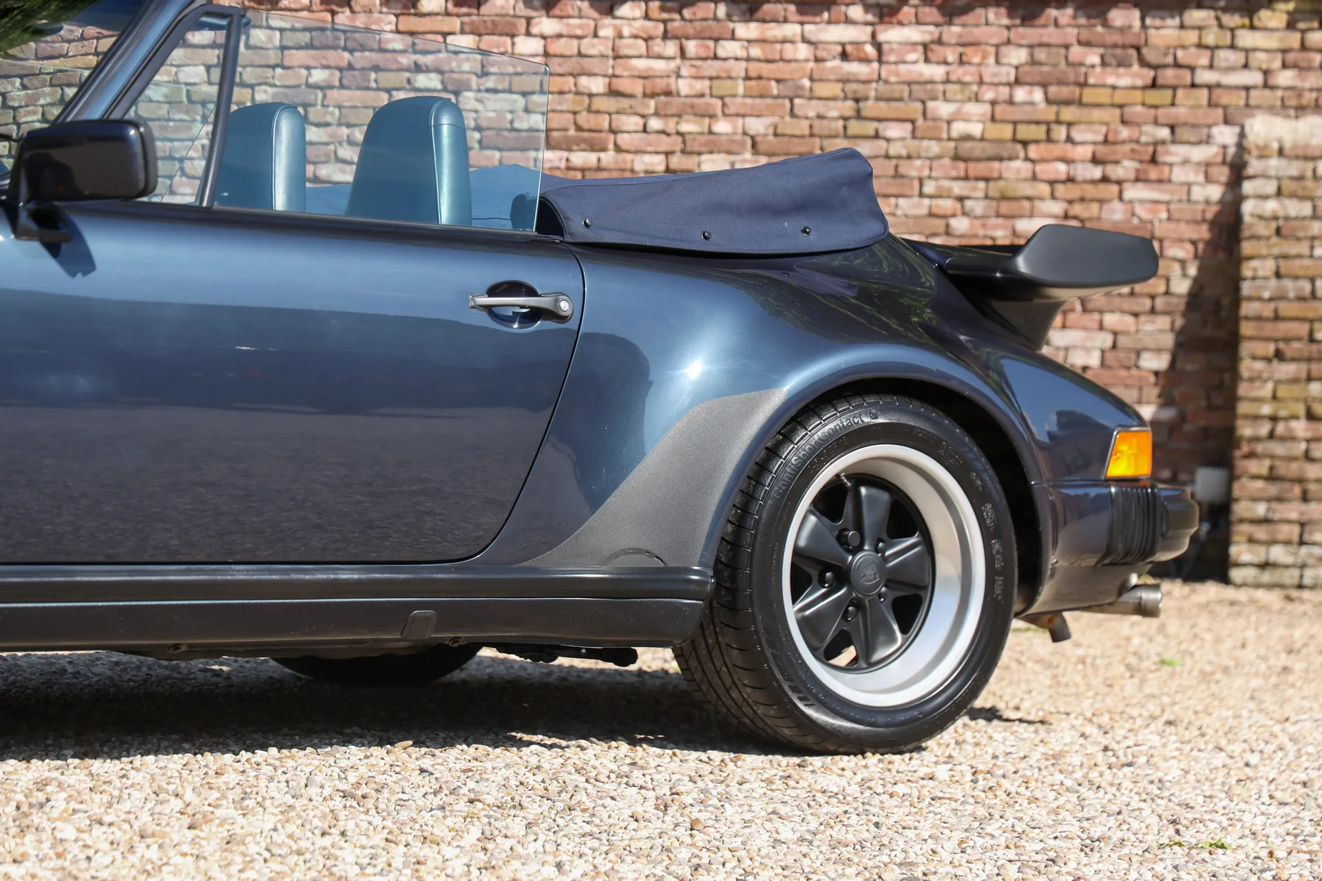 1988 Porsche 911 Turbo Cabriolet 3.3 (930), 15/30