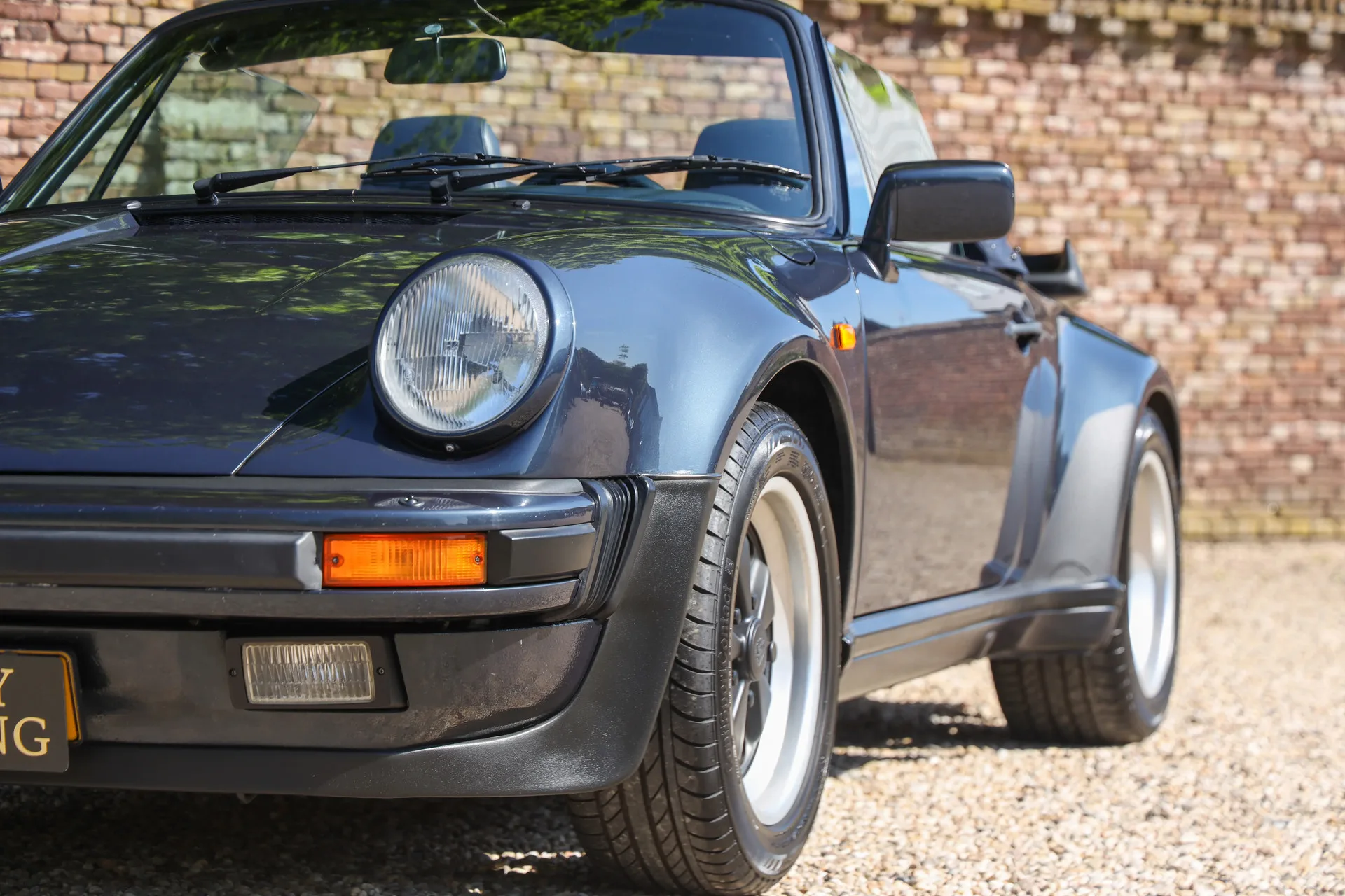 1988 Porsche 911 Turbo Cabriolet 3.3 (930), 17/30