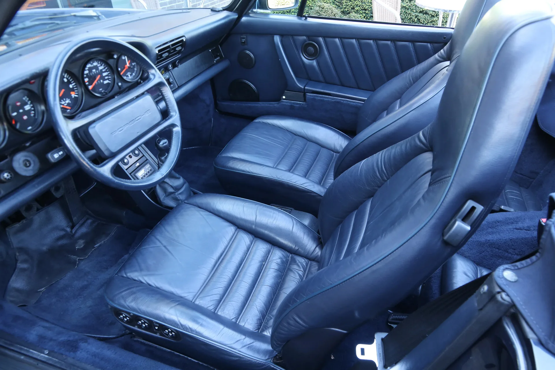 1988 Porsche 911 Turbo Cabriolet 3.3 (930), 18/30