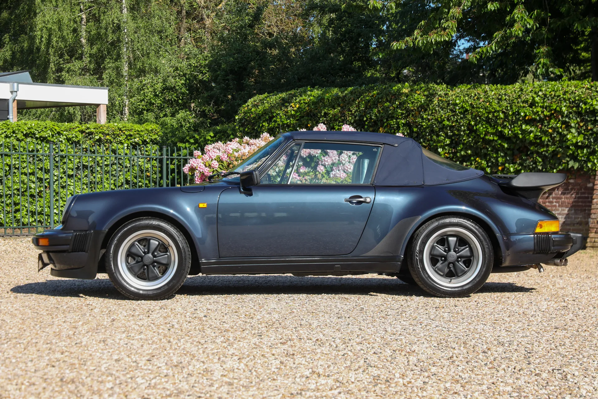 1988 Porsche 911 Turbo Cabriolet 3.3 (930), 19/30