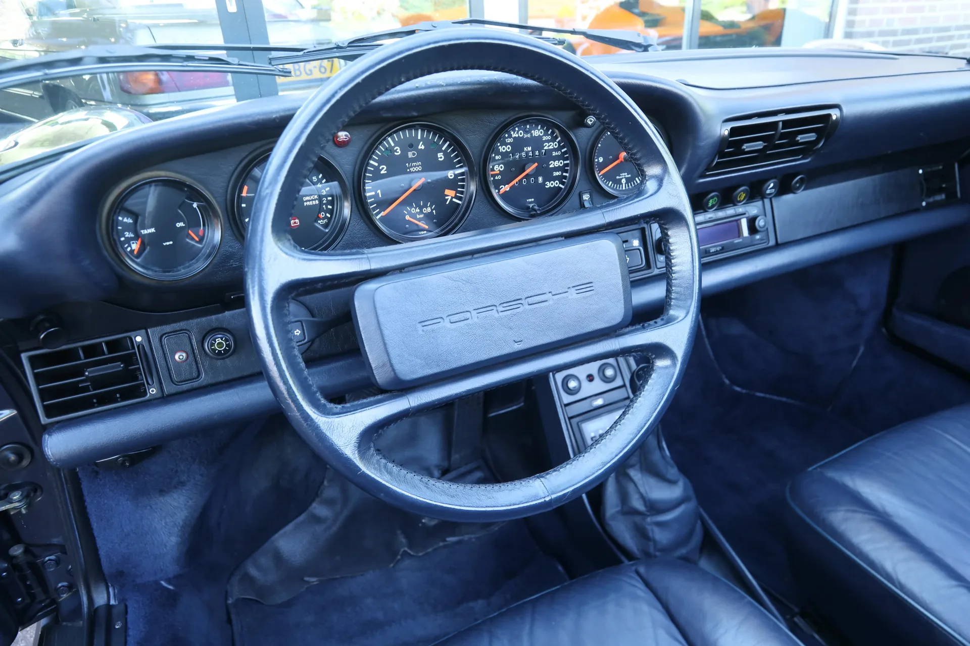 1988 Porsche 911 Turbo Cabriolet 3.3 (930), 26/30