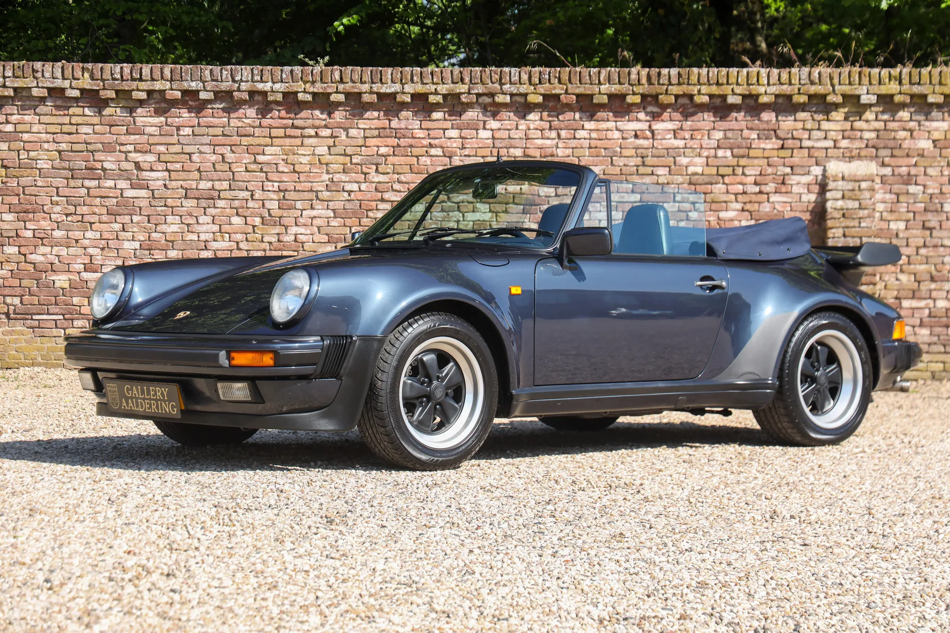 1988 Porsche 911 Turbo Cabriolet 3.3 (930), 29/30