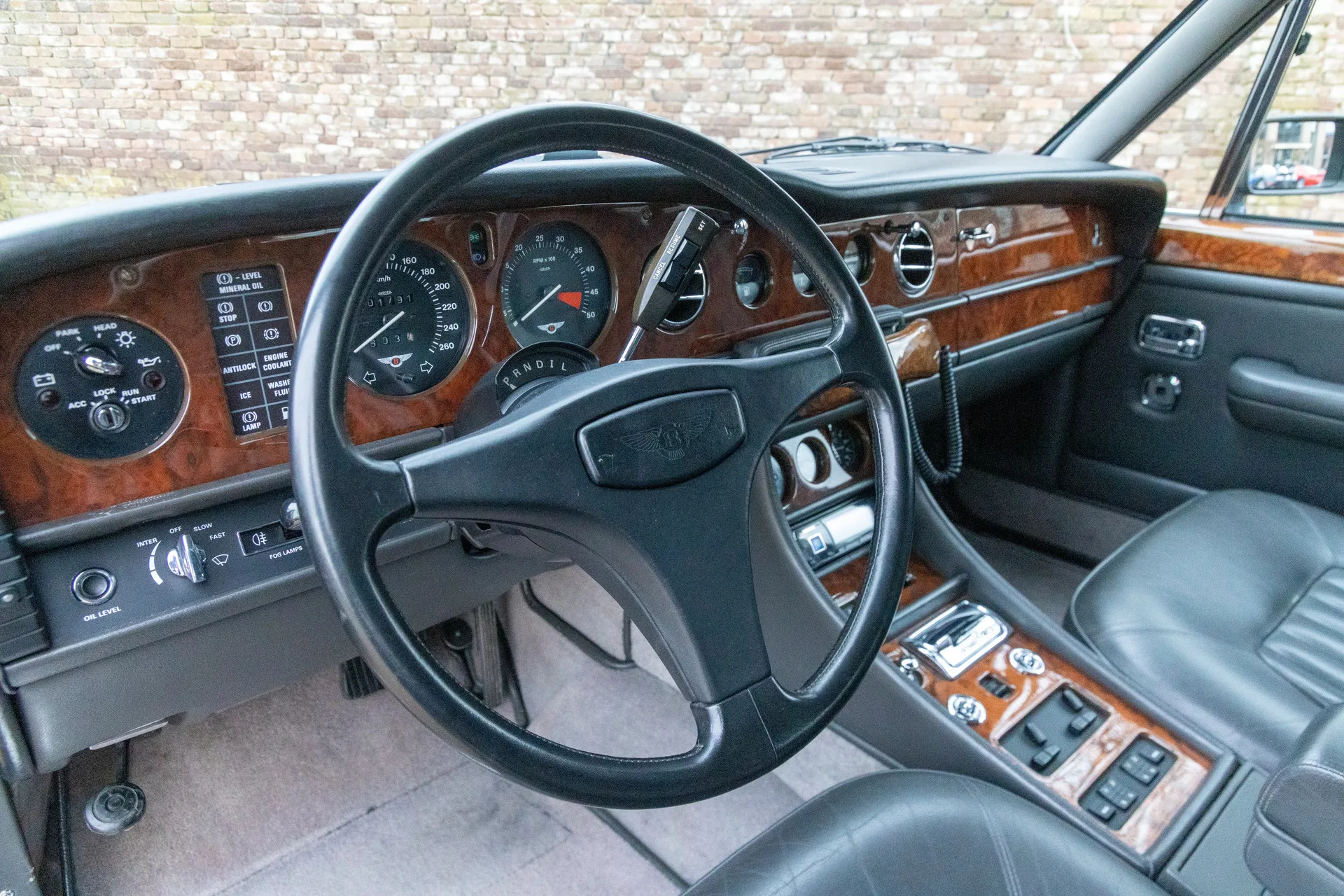 1989 Bentley Turbo R, 27/30