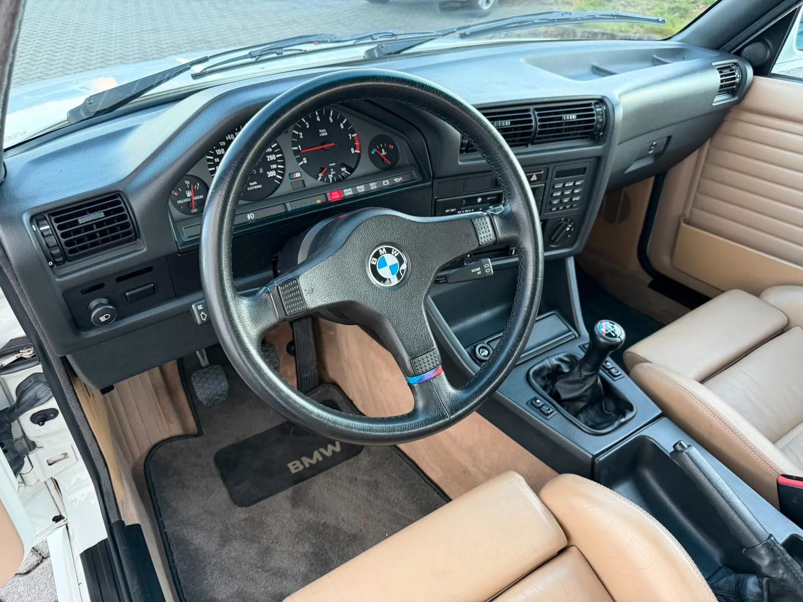 1989 BMW M3, 27/30