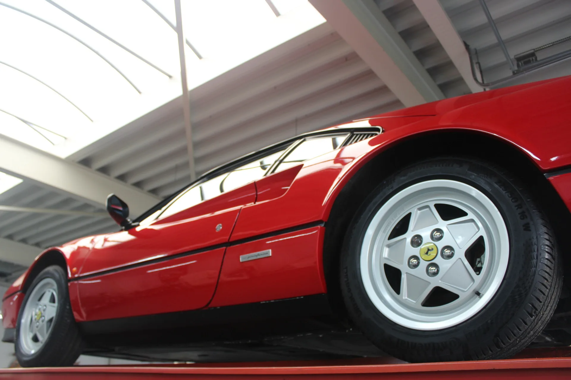 1989 Ferrari 328 GTB, 20/30