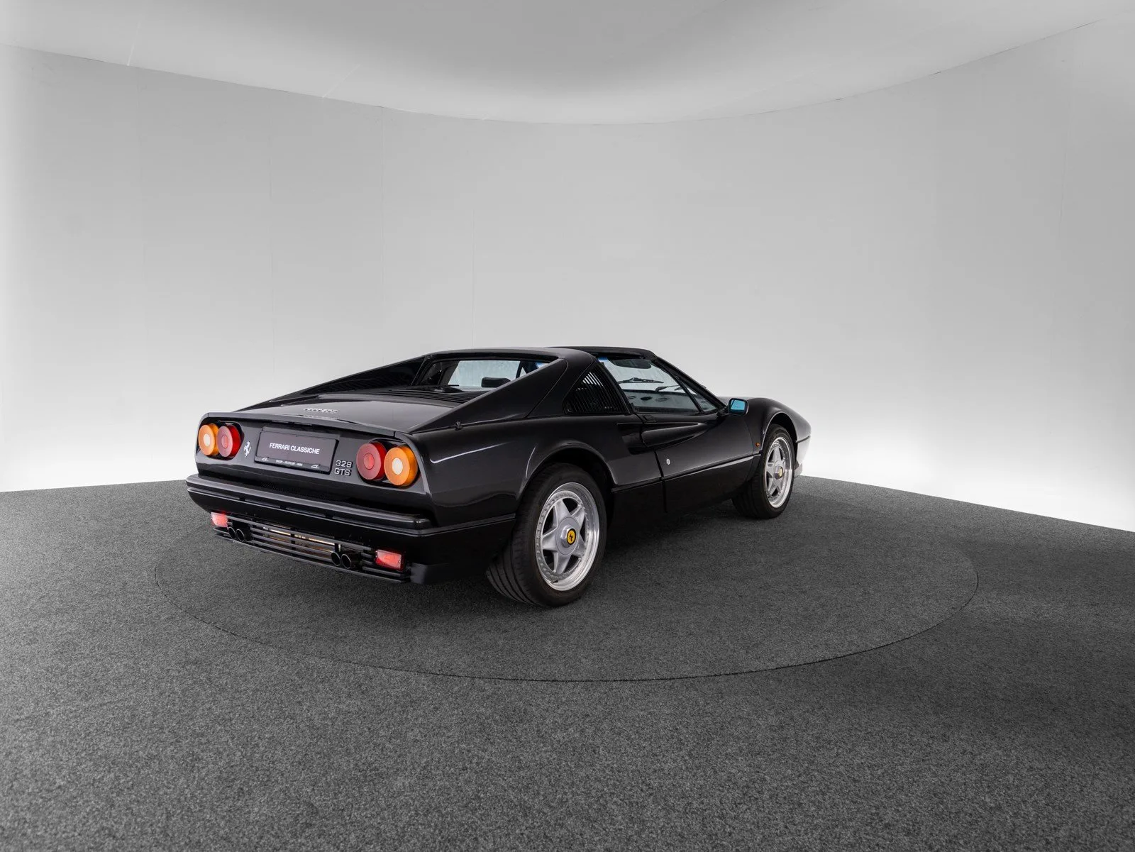1989 Ferrari 328 GTS, 5/30