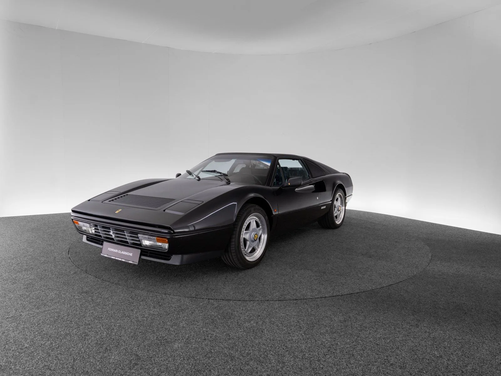 1989 Ferrari 328 GTS, 11/30