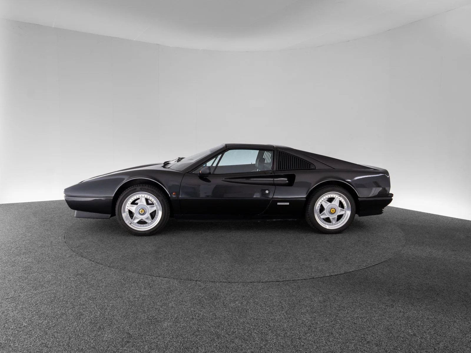 1989 Ferrari 328 GTS, 12/30