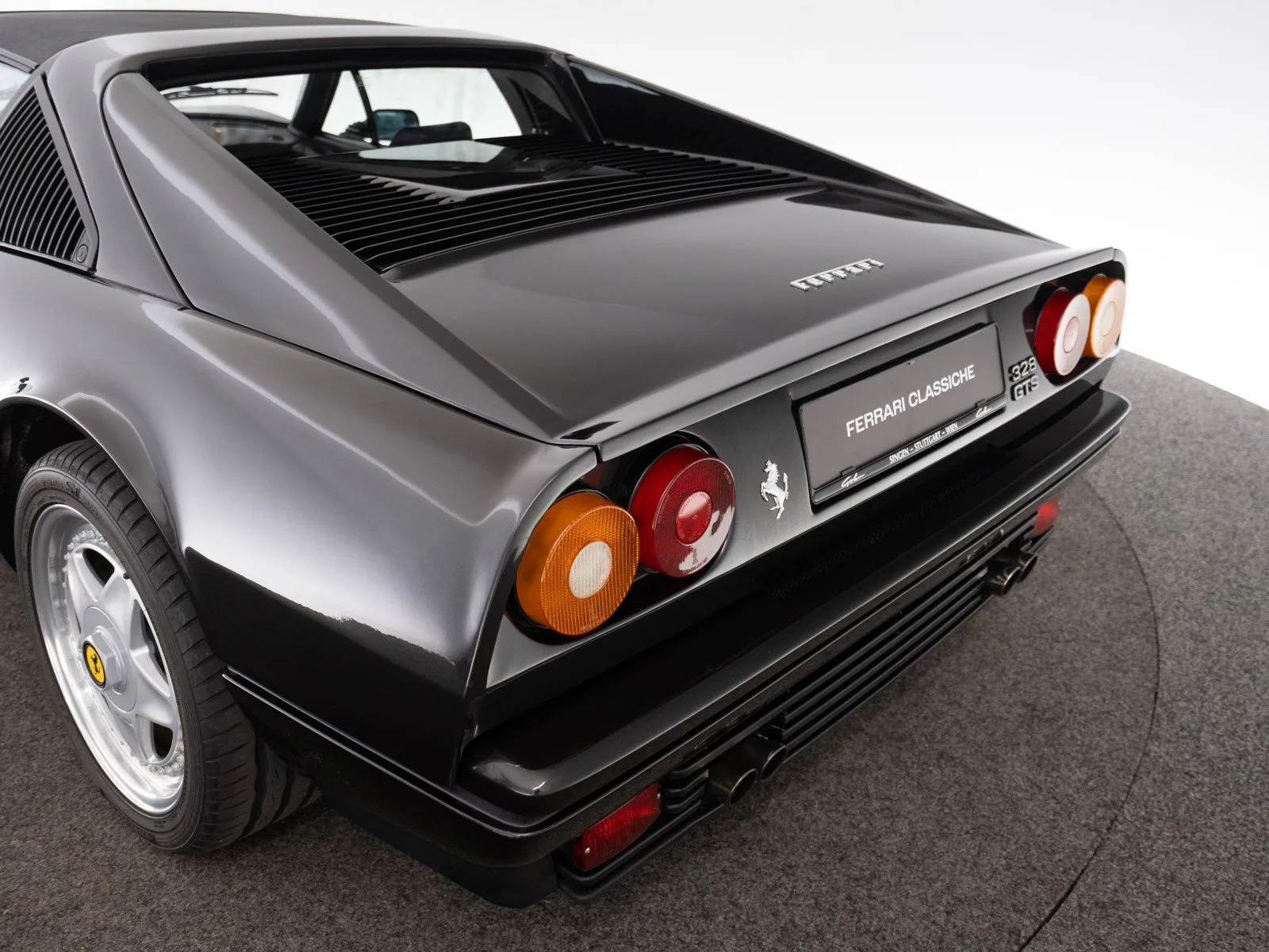 1989 Ferrari 328 GTS, 20/30
