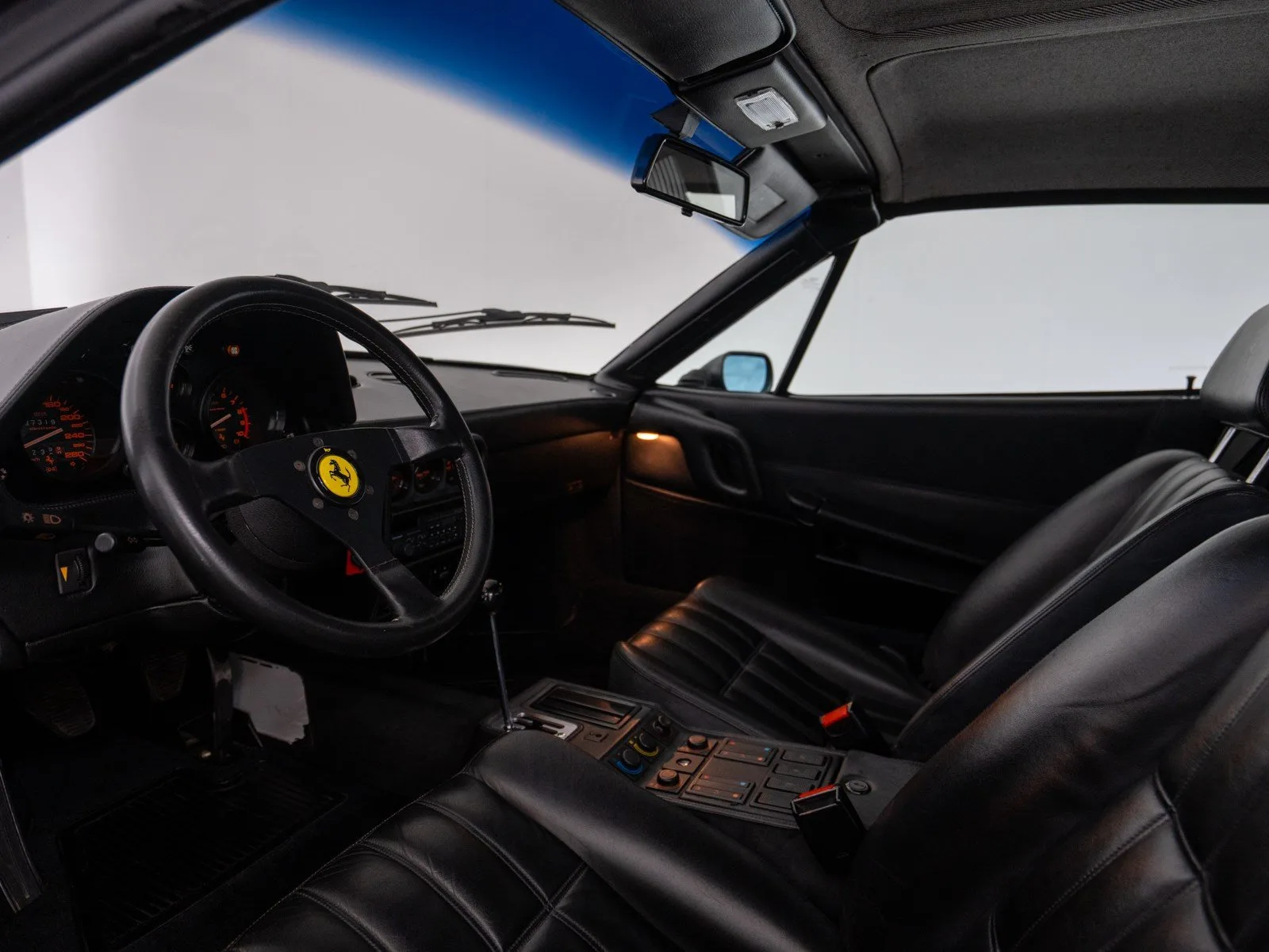 1989 Ferrari 328 GTS, 24/30