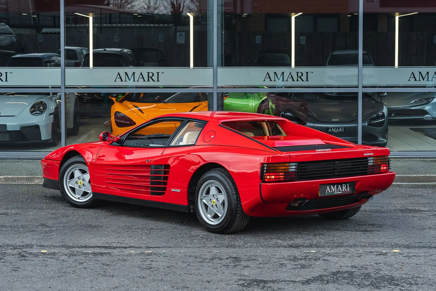 1989 Ferrari Testarossa angeboten von einem Supersportwagenhändler in Preston, Vereinigtes Königreich, Foto 20 von 25