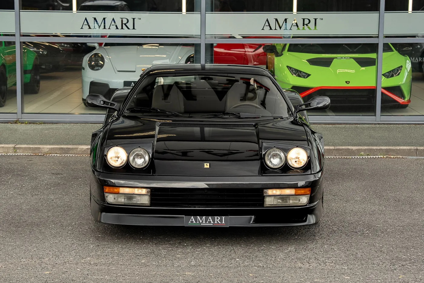 1989 Ferrari Testarossa angeboten von einem Supersportwagenhändler in Preston, Vereinigtes Königreich, Foto 5 von 25