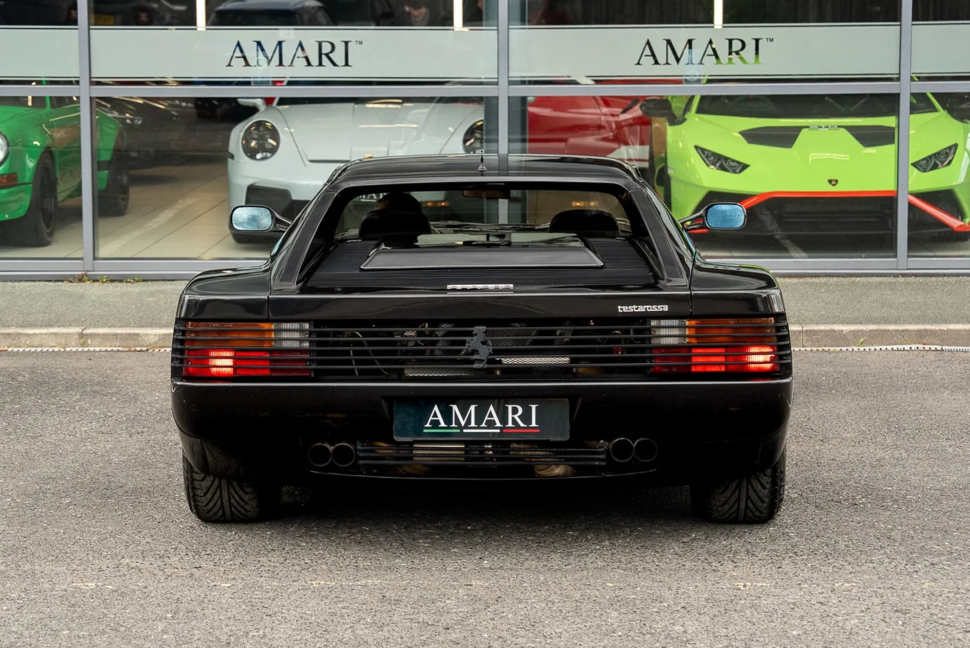 1989 Ferrari Testarossa angeboten von einem Supersportwagenhändler in Preston, Vereinigtes Königreich, Foto 7 von 25
