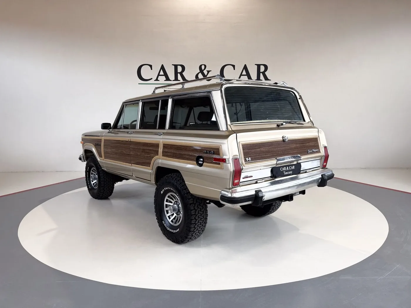1989 Jeep Grand Wagoneer 5.9 angeboten von einem Fachhändler in Lucca, Italien, Foto 2 von 25