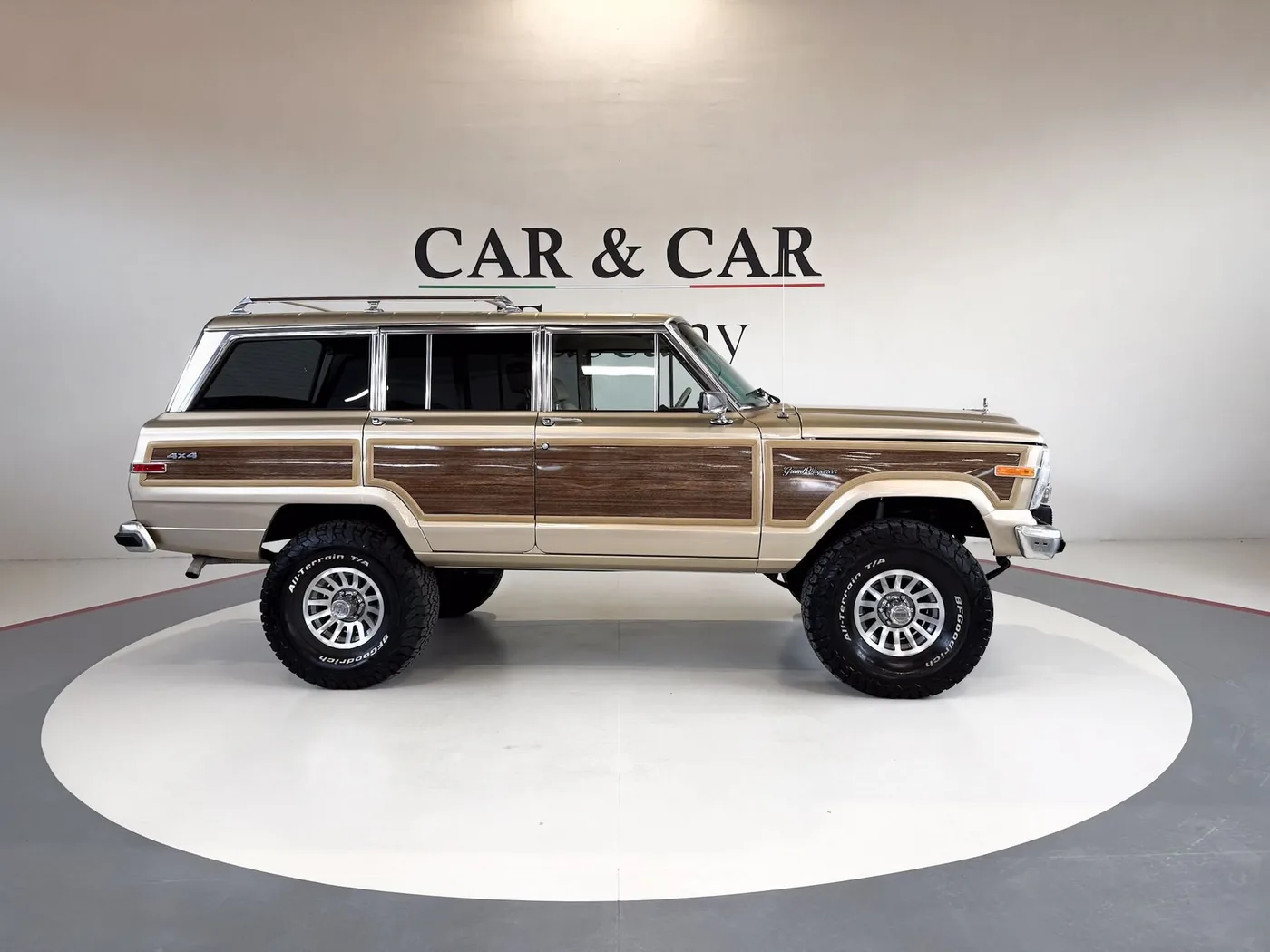 1989 Jeep Grand Wagoneer 5.9 angeboten von einem Fachhändler in Lucca, Italien, Foto 6 von 25