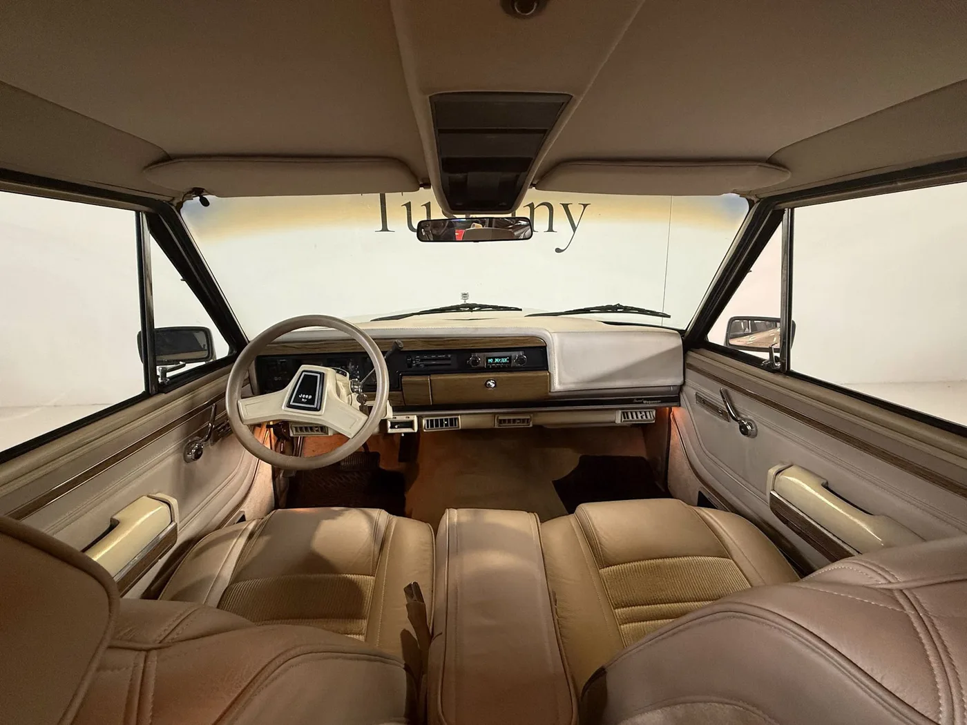 1989 Jeep Grand Wagoneer 5.9 angeboten von einem Fachhändler in Lucca, Italien, Foto 15 von 25