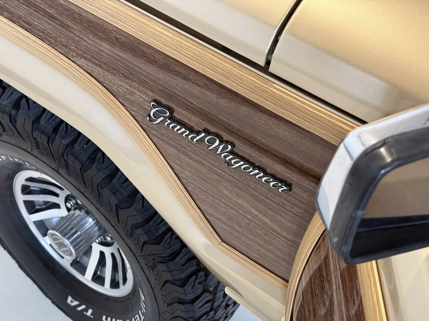 1989 Jeep Grand Wagoneer 5.9 angeboten von einem Fachhändler in Lucca, Italien, Foto 20 von 25