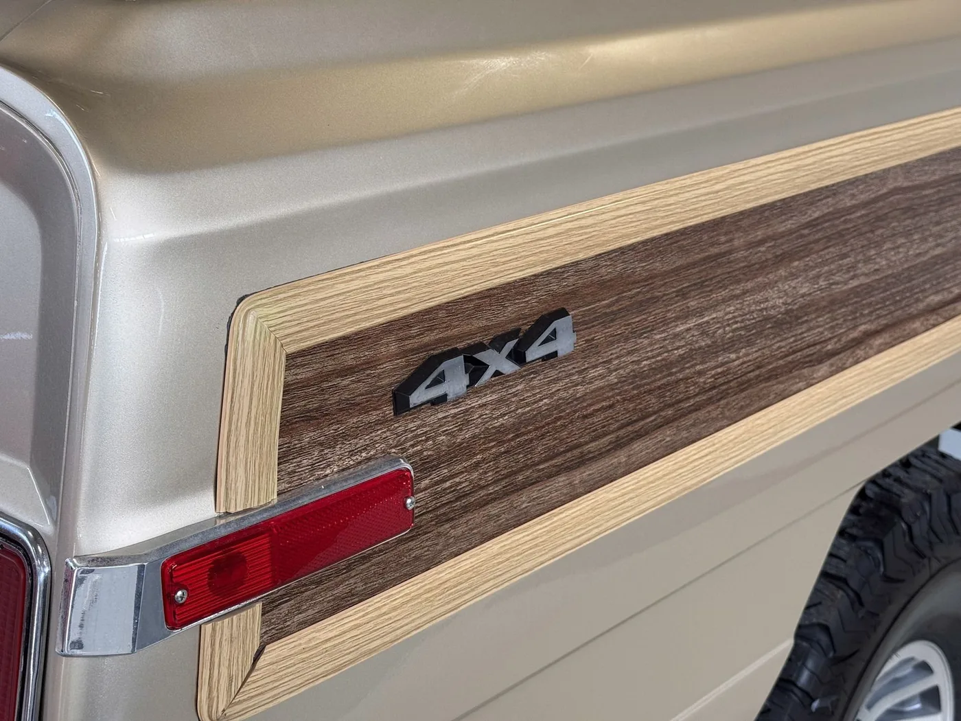 1989 Jeep Grand Wagoneer 5.9 angeboten von einem Fachhändler in Lucca, Italien, Foto 23 von 25