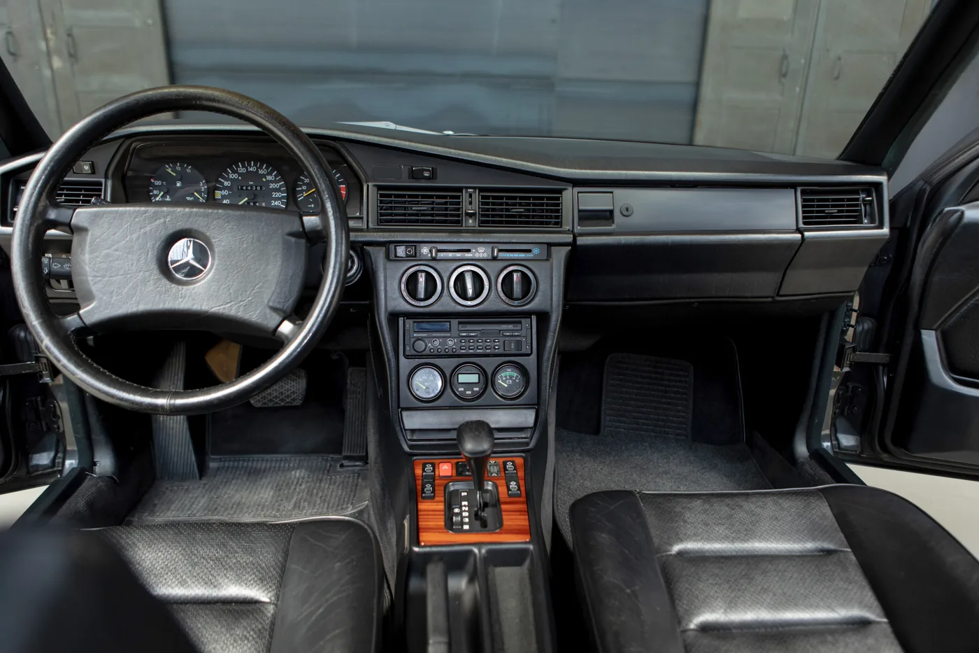 1989 Mercedes-Benz 190 E 2.5-16, 11/23