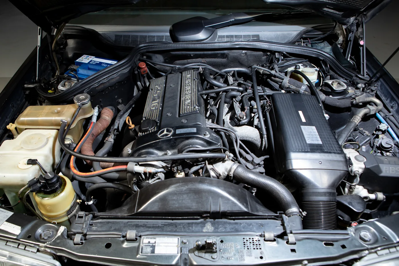 1989 Mercedes-Benz 190 E 2.5-16, 18/23