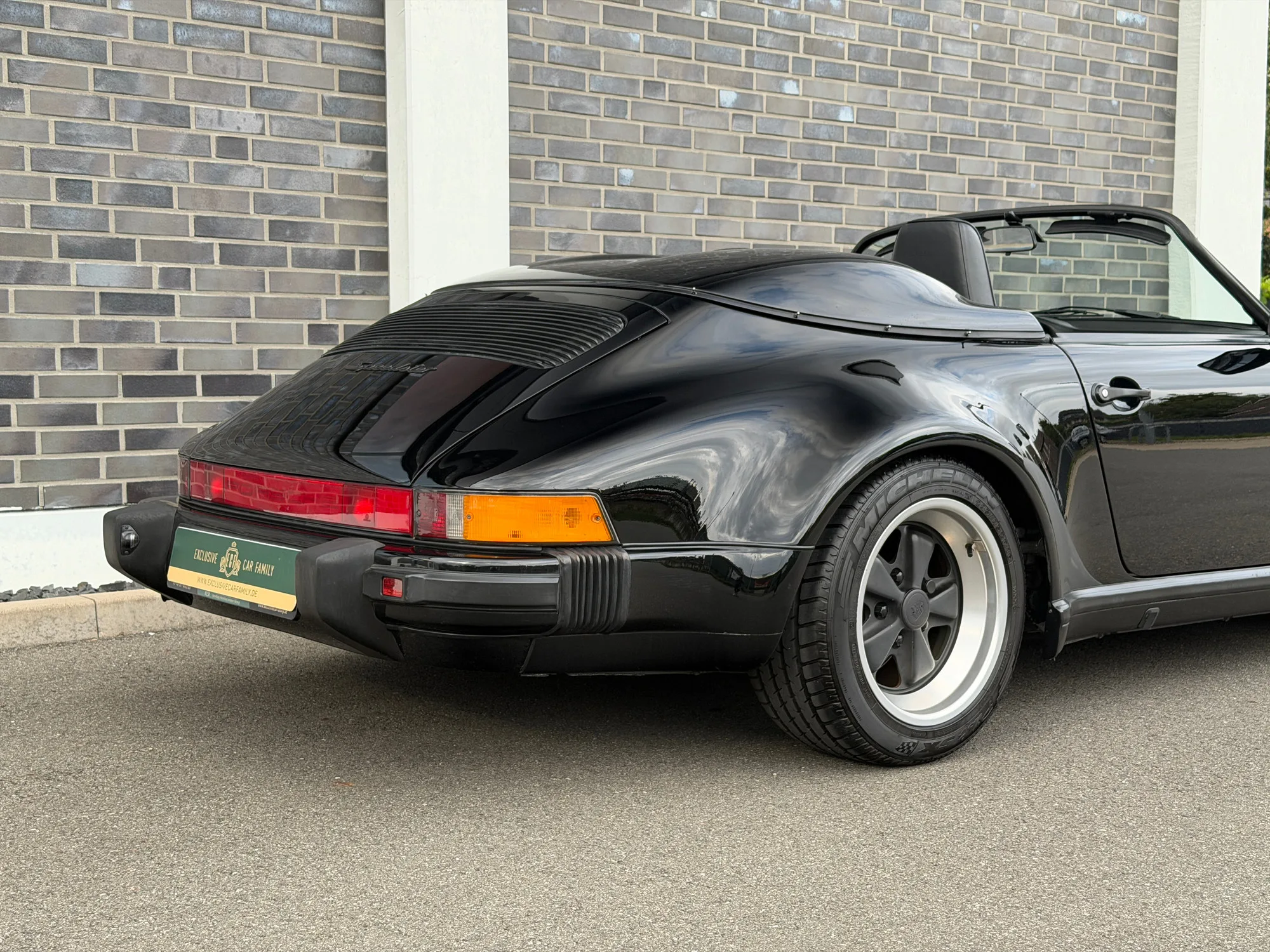 1989 Porsche 911 Speedster, 7/30