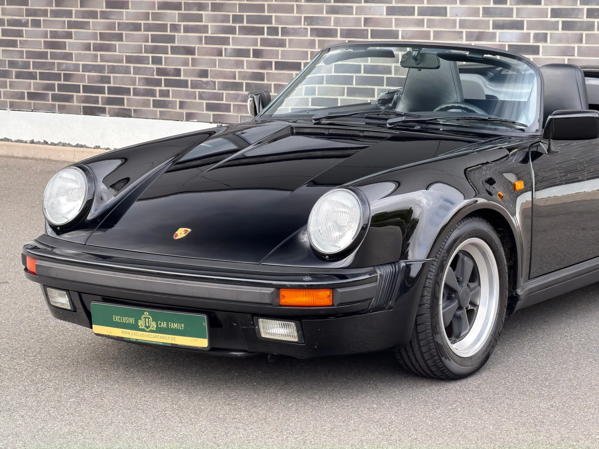 1989 Porsche 911 Speedster, 16/30