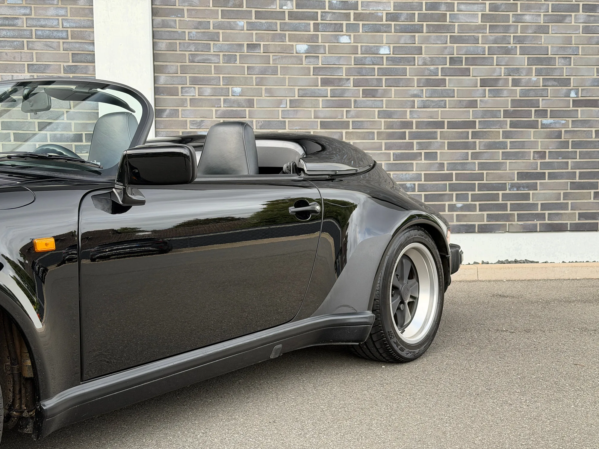 1989 Porsche 911 Speedster, 17/30