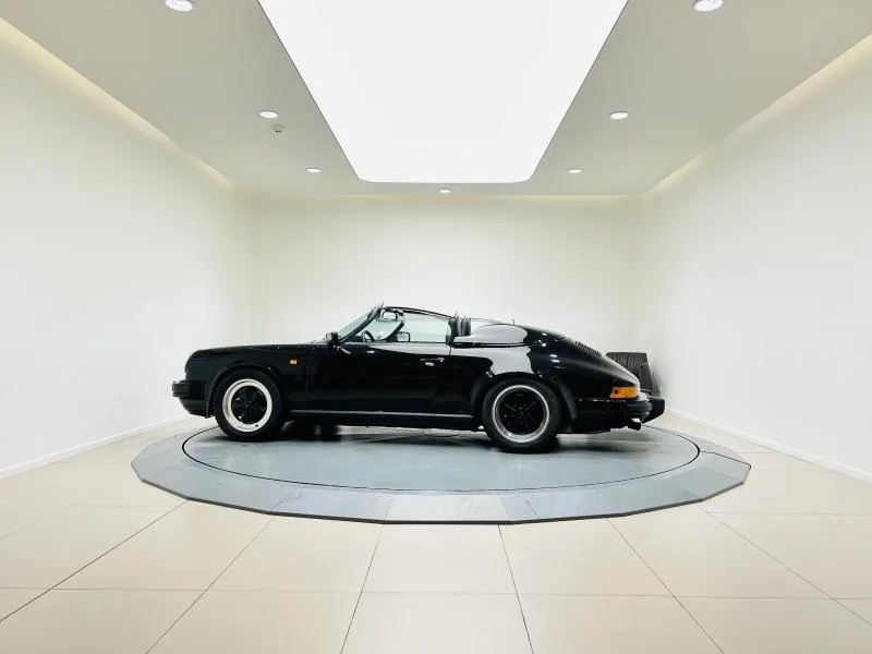1989 Porsche 911 Speedster, 4/20