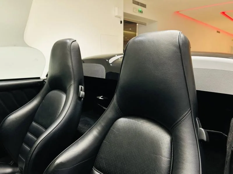 1989 Porsche 911 Speedster, 5/20