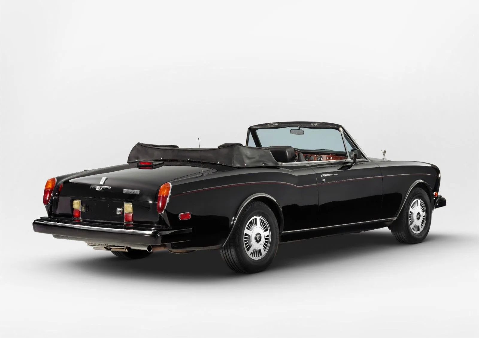 1989 Rolls-Royce Corniche II, 2/6
