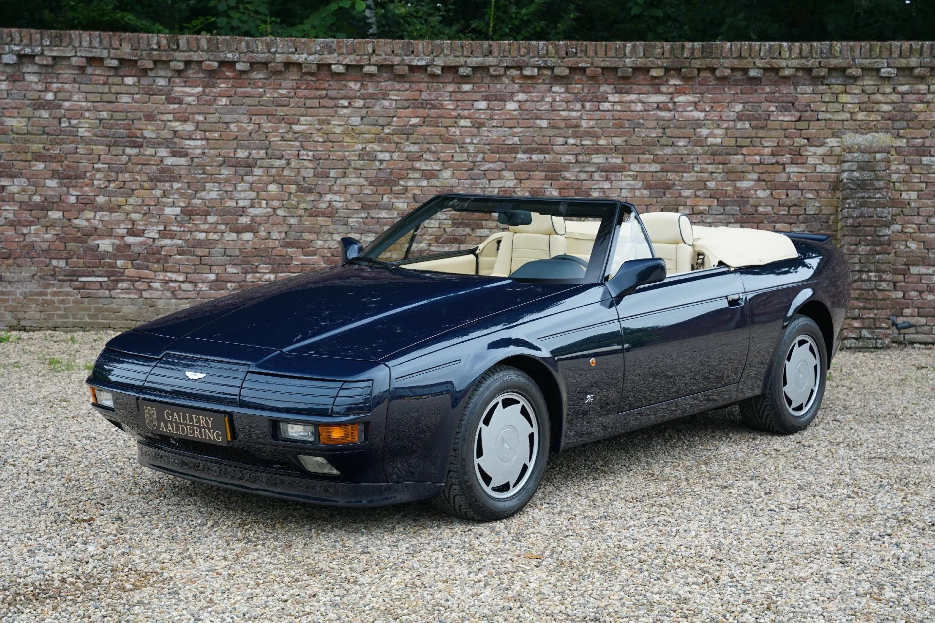 1990 Aston Martin V8 Zagato Volante, 11/30