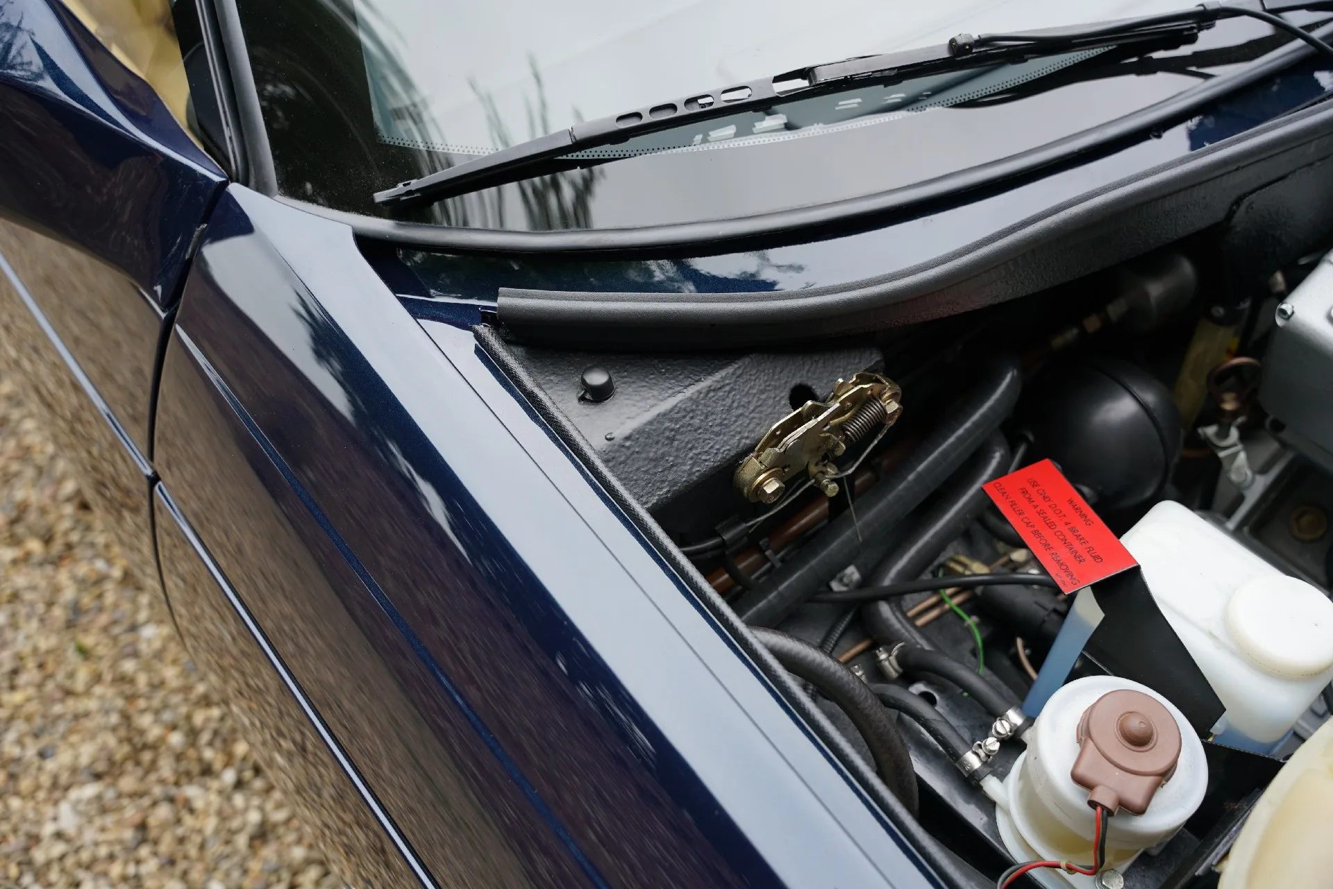 1990 Aston Martin V8 Zagato Volante, 16/30