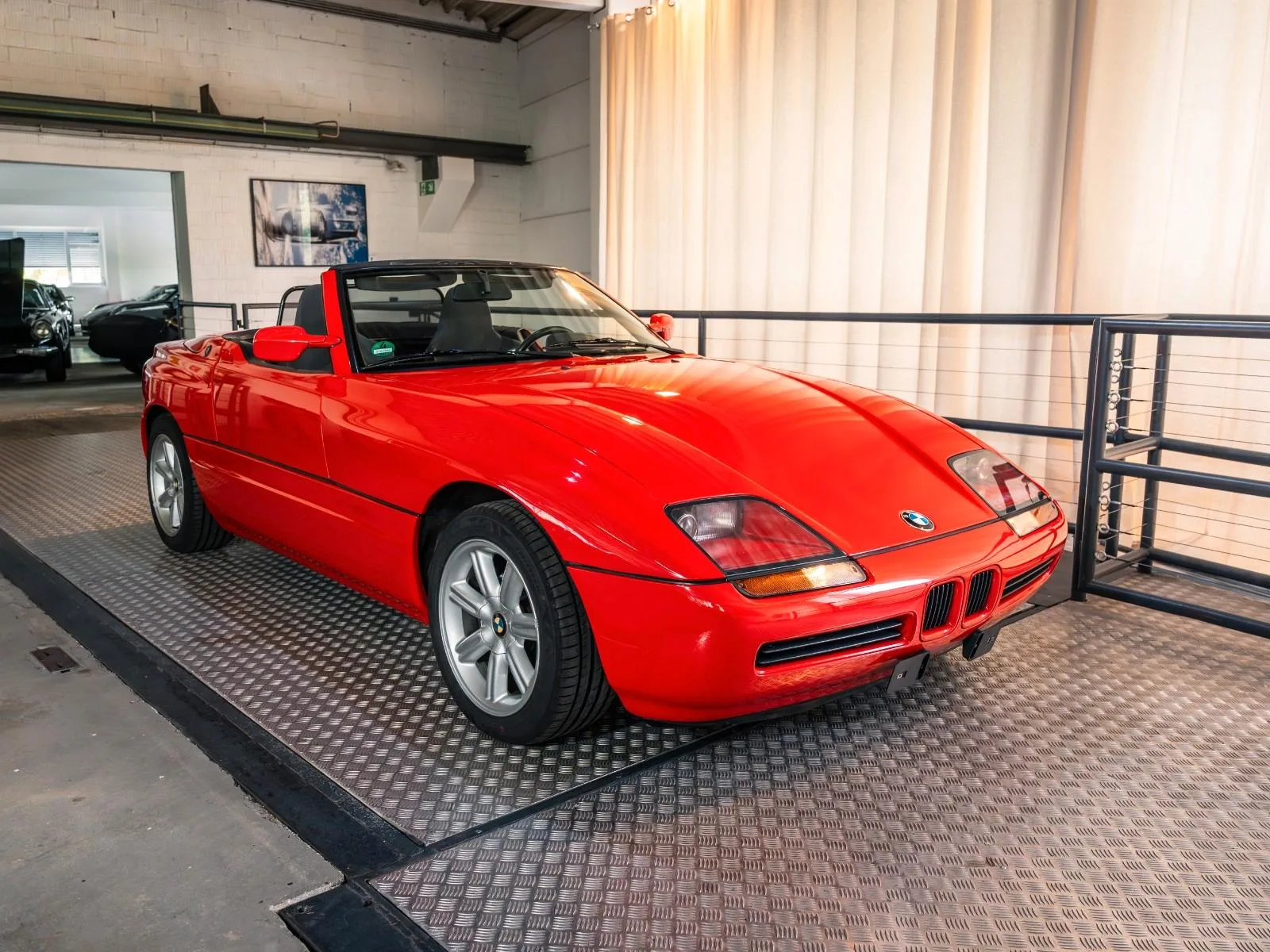1990 BMW Z1 offered by a specialist dealer in Ismaning, Germany, main photo