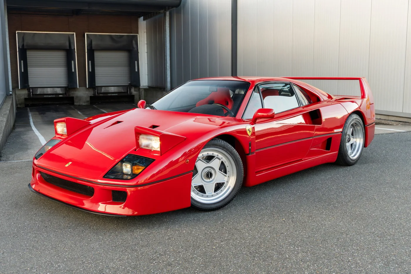 1990 Ferrari F40 offered by a supercar dealer in Woerden, Netherlands, photo 21 of 25