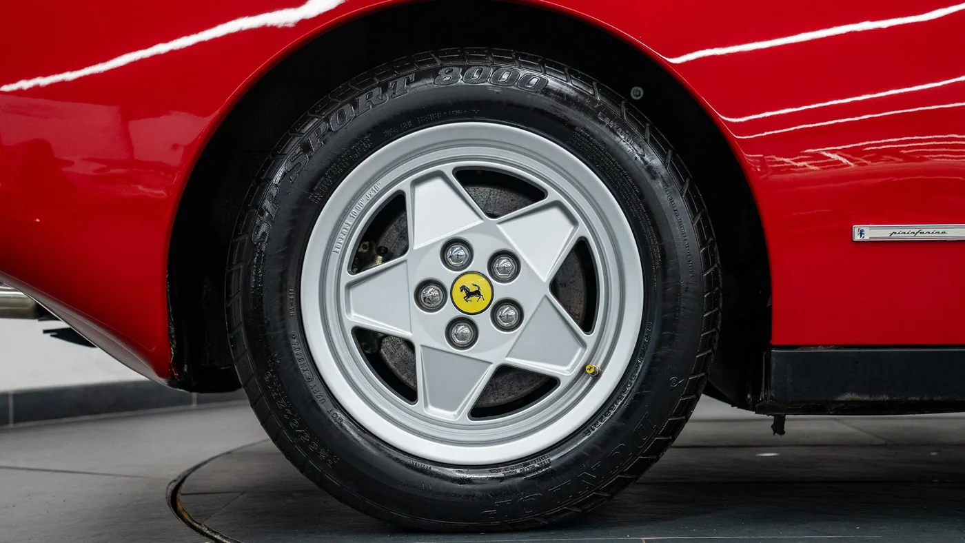 1990 Ferrari Testarossa angeboten von einem Fachhändler in Swadlincote, Vereinigtes Königreich, Foto 9 von 15
