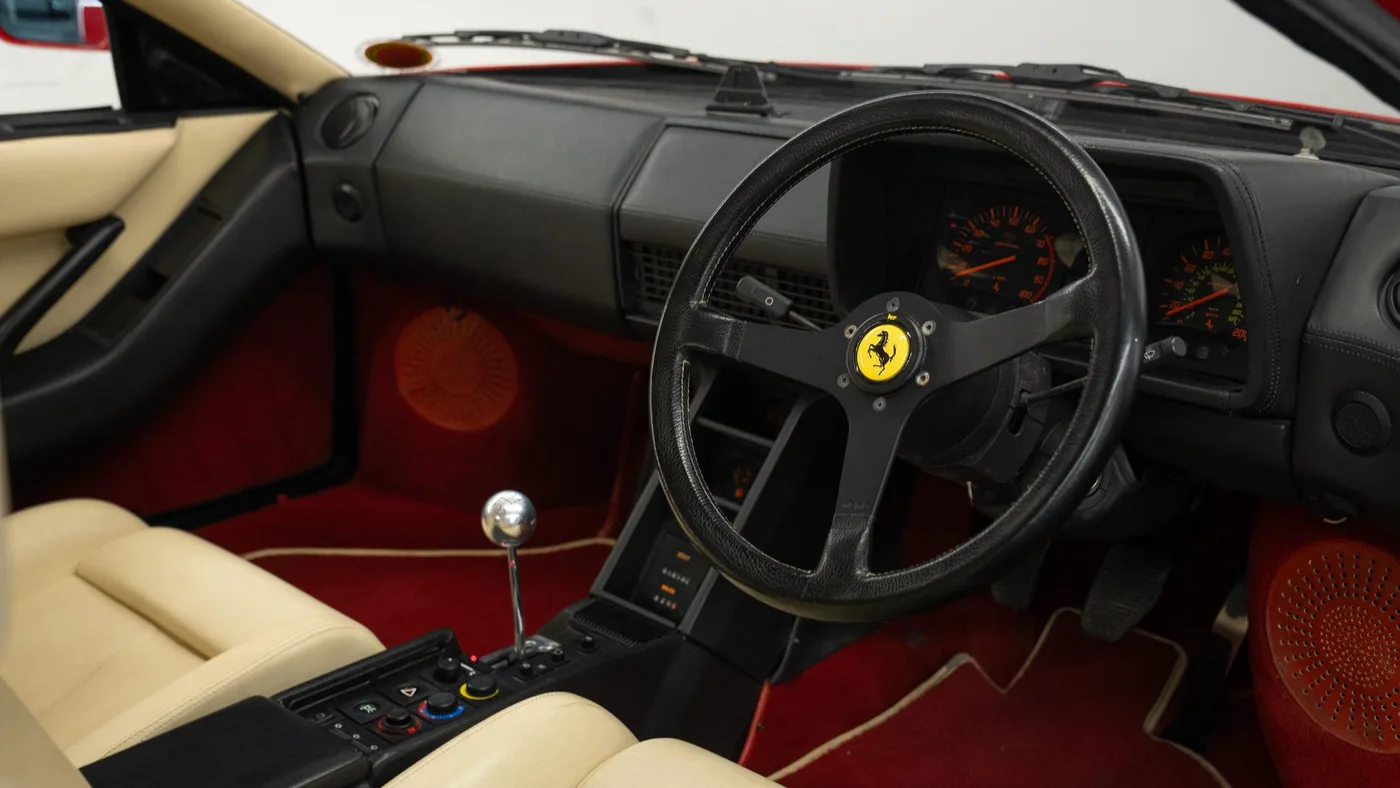 1990 Ferrari Testarossa angeboten von einem Fachhändler in Swadlincote, Vereinigtes Königreich, Foto 15 von 15