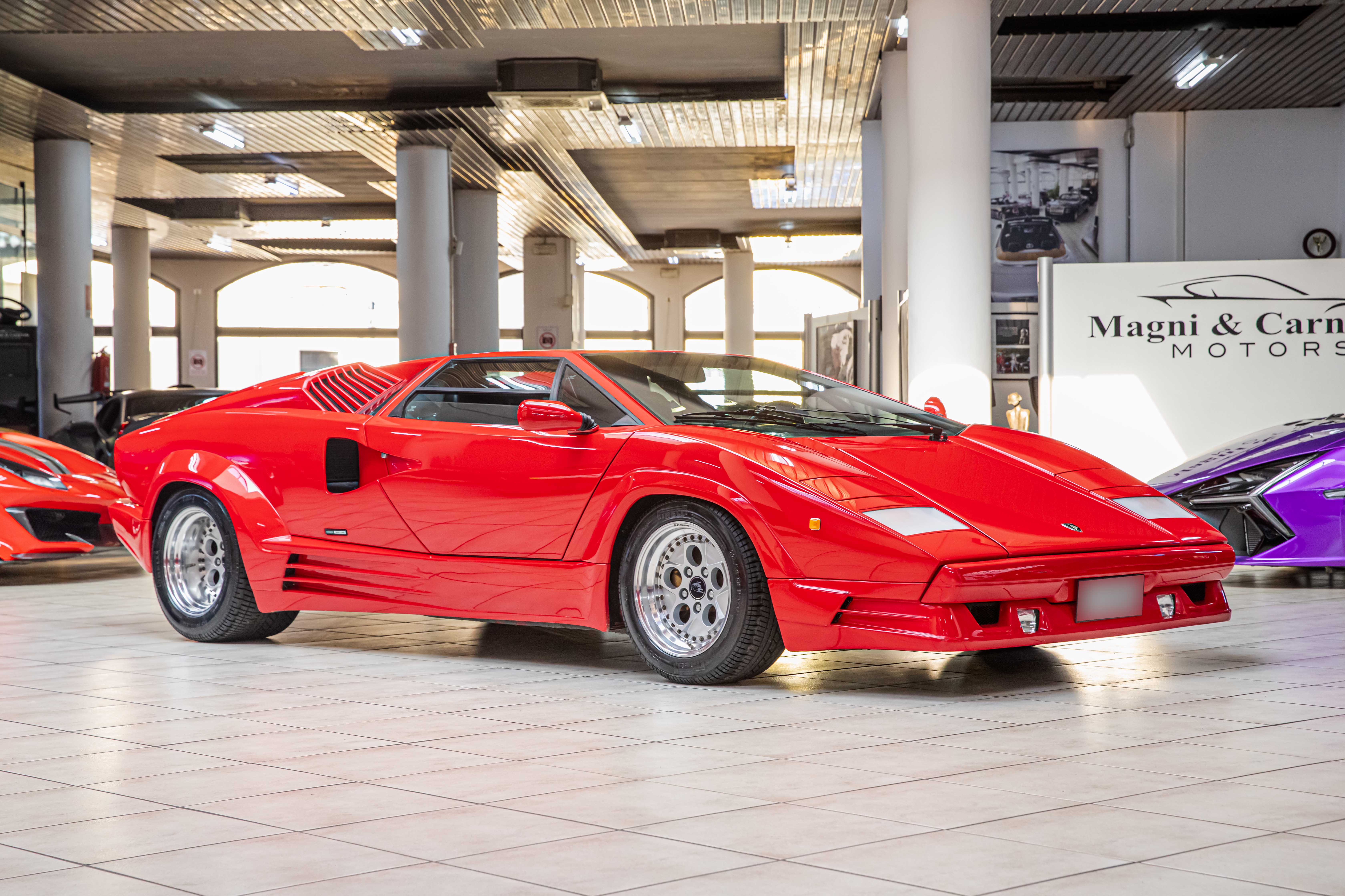 1990 Lamborghini Countach 25th Anniversary offered by a specialist dealer in Milan, Italy, photo 4 of 20