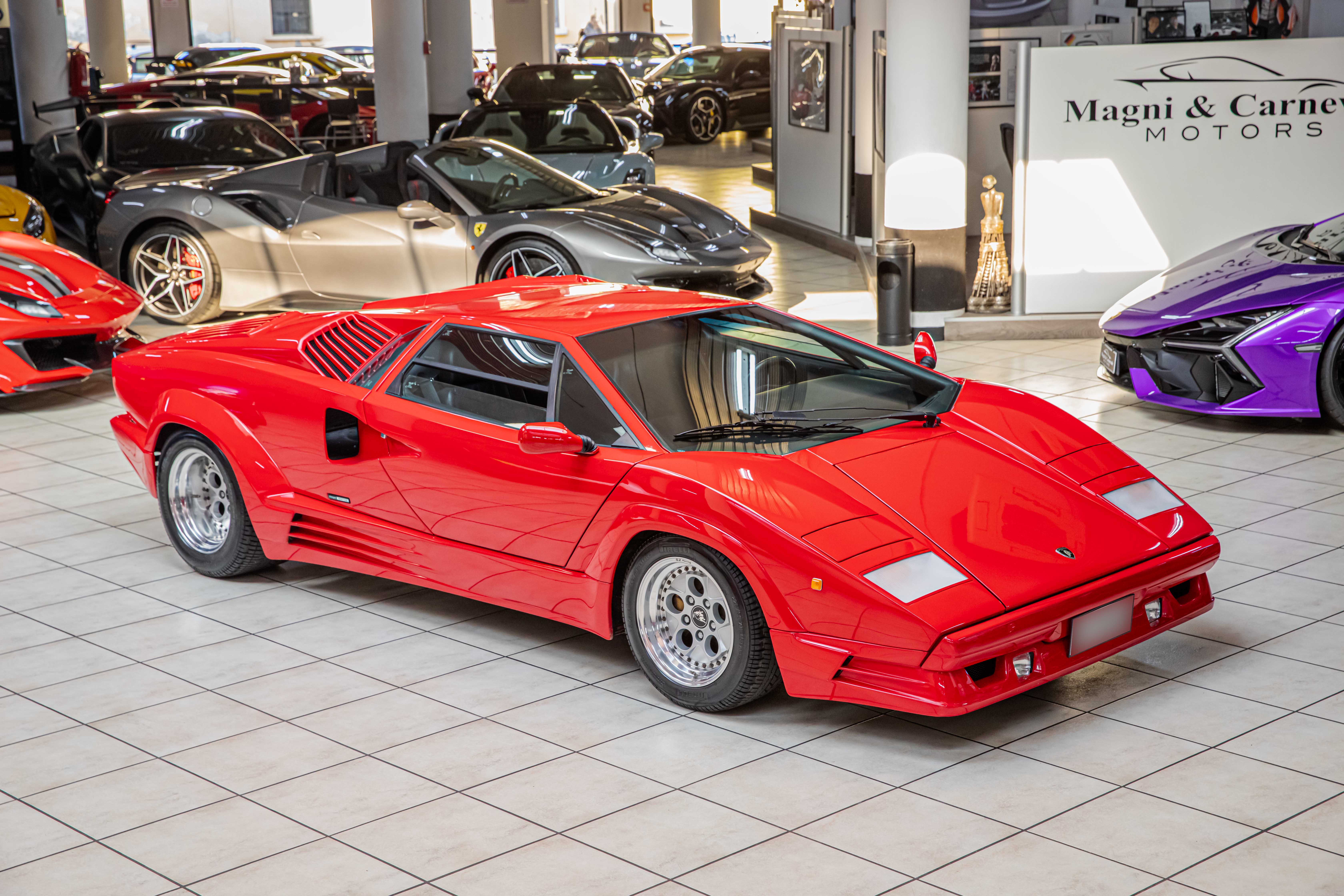 1990 Lamborghini Countach 25th Anniversary offered by a specialist dealer in Milan, Italy, photo 5 of 20