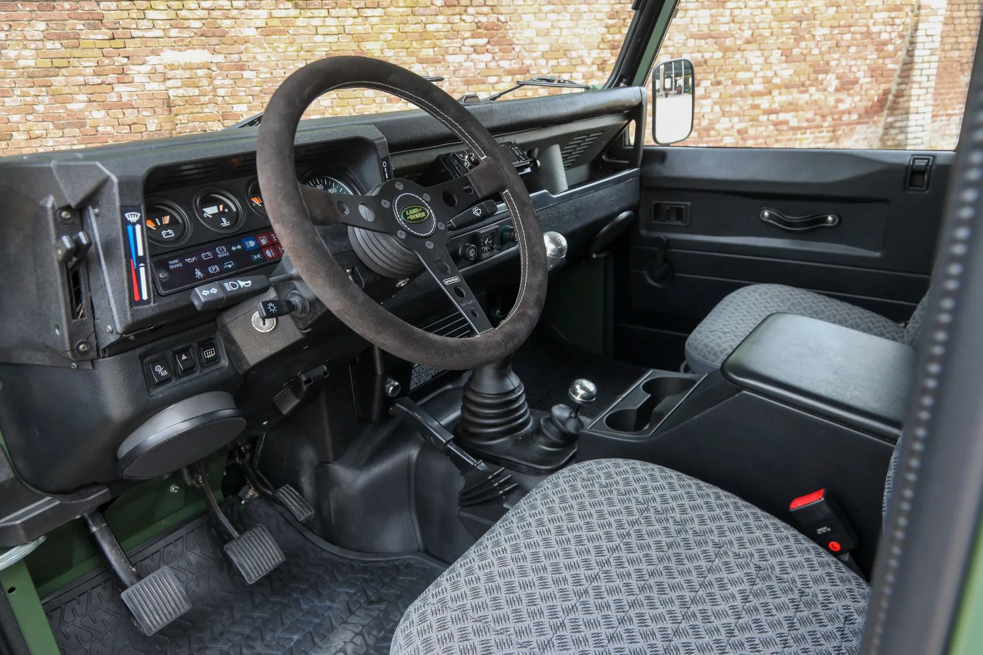 1990 Land Rover Defender 90 Pick-up, 12/30