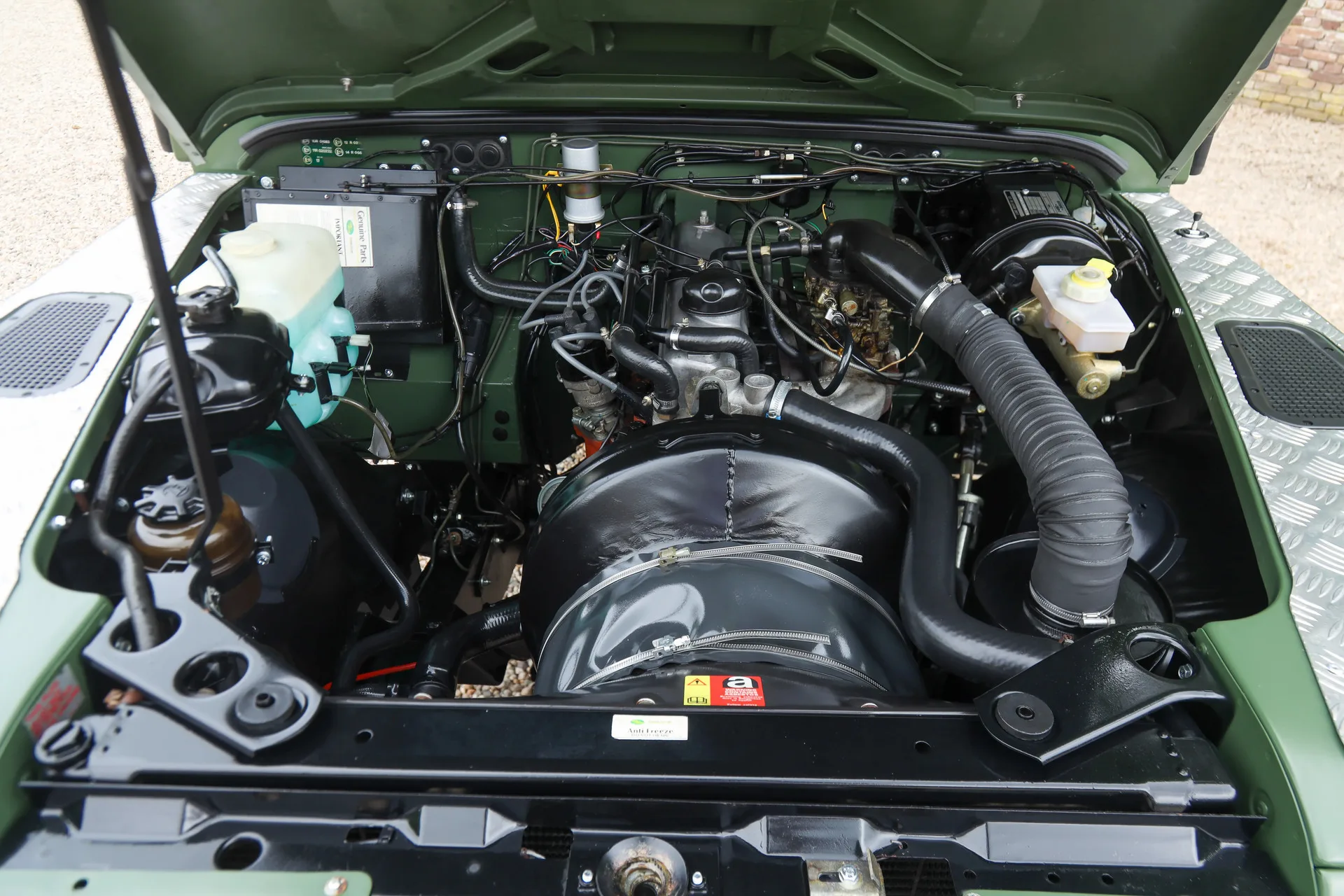 1990 Land Rover Defender 90 Pick-up, 16/30